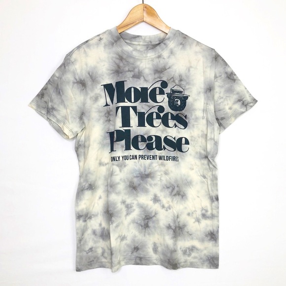 More trees, please smokey graphic T-shirt - Picture 1 of 9